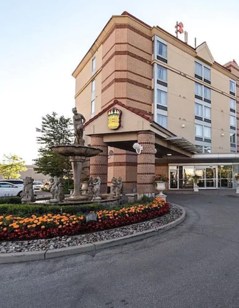 Monte Carlo Inn Airport Suites Mississauga Exterior photo